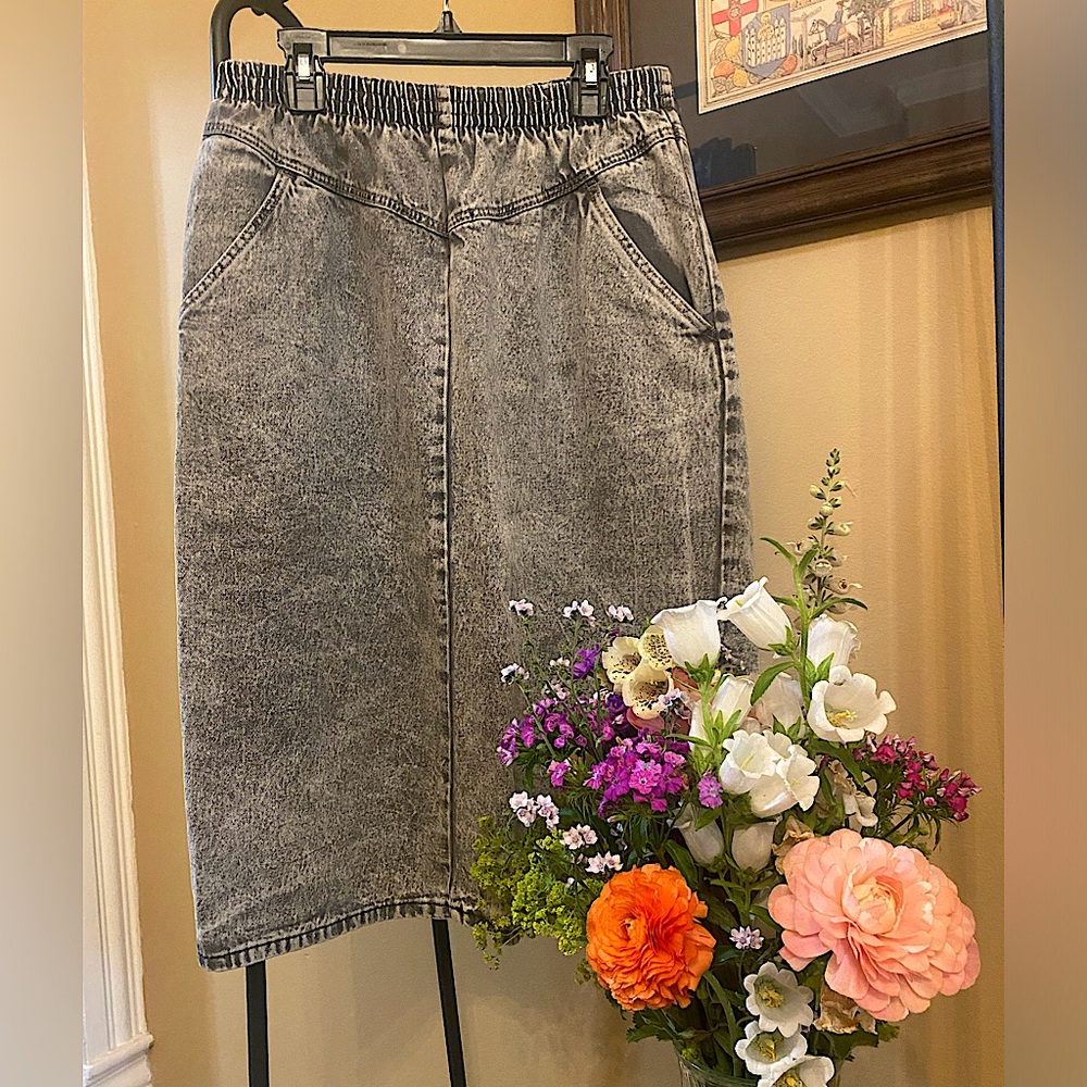 Willow Ridge Black Denim Skirt